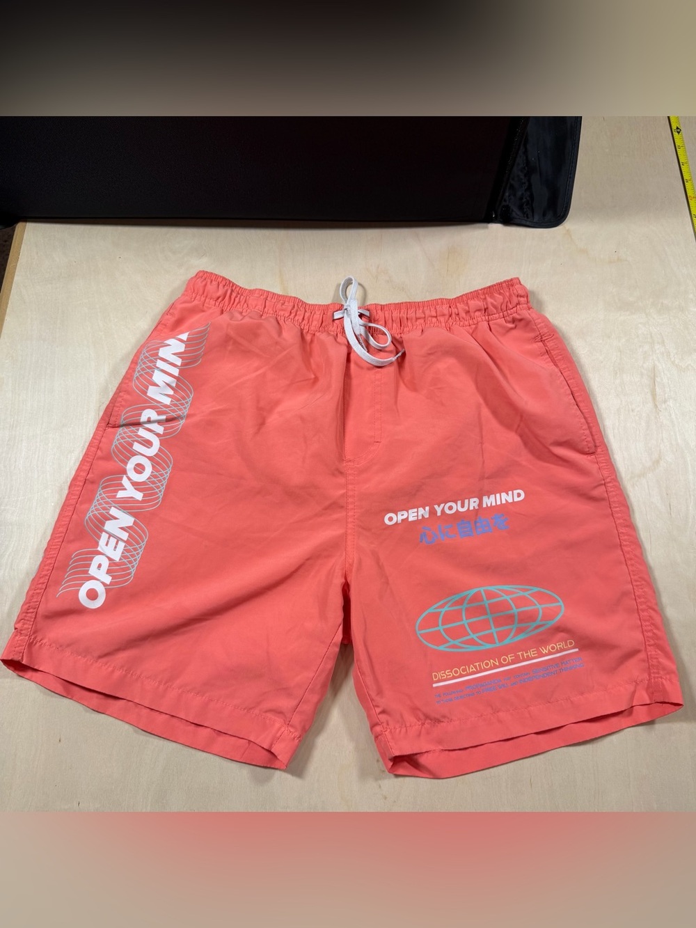 Men’s Brooklyn Cloth “Open Your Mind” Peach Swim Trunks Size Large